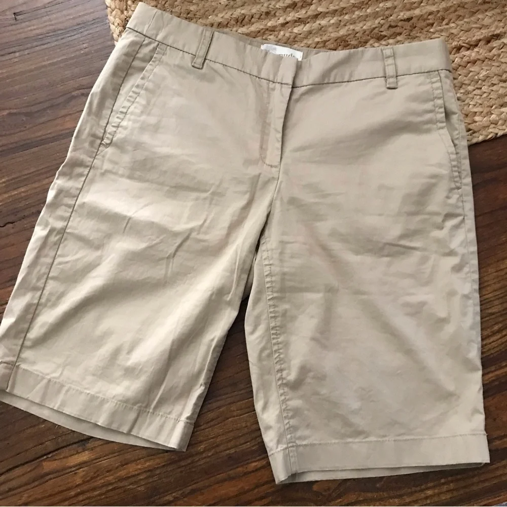 ⚓️J CREW Bermuda Shorts